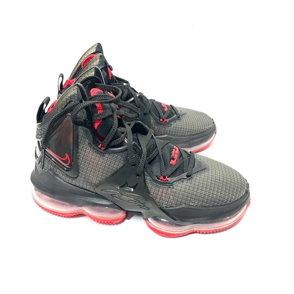 LeBron 19 GS \'Bred\' Nike Sneakers Size 7.5 main image 7
